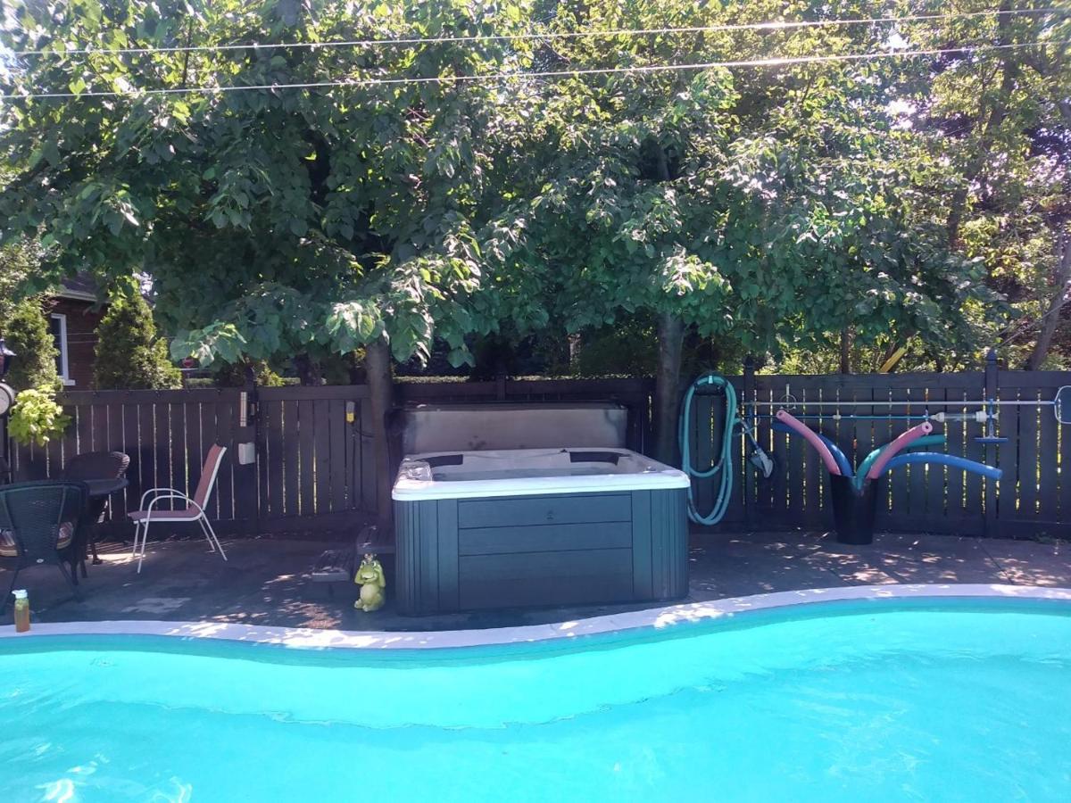 Gite Chez Baza Shawinigan Exterior photo